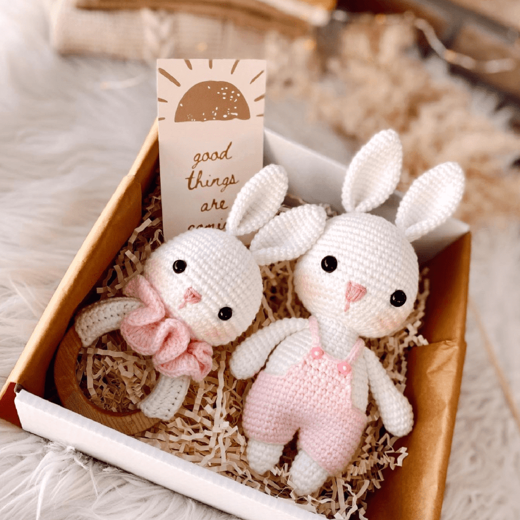 minihobievi Hediye Açık Krem-Pembe Amigurumi Tulumlu Tavşan Set